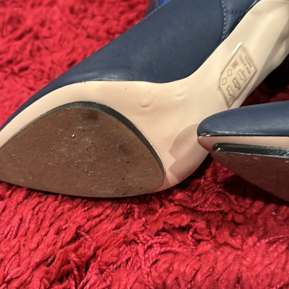 Blue leather booties - Picture 2 of 11